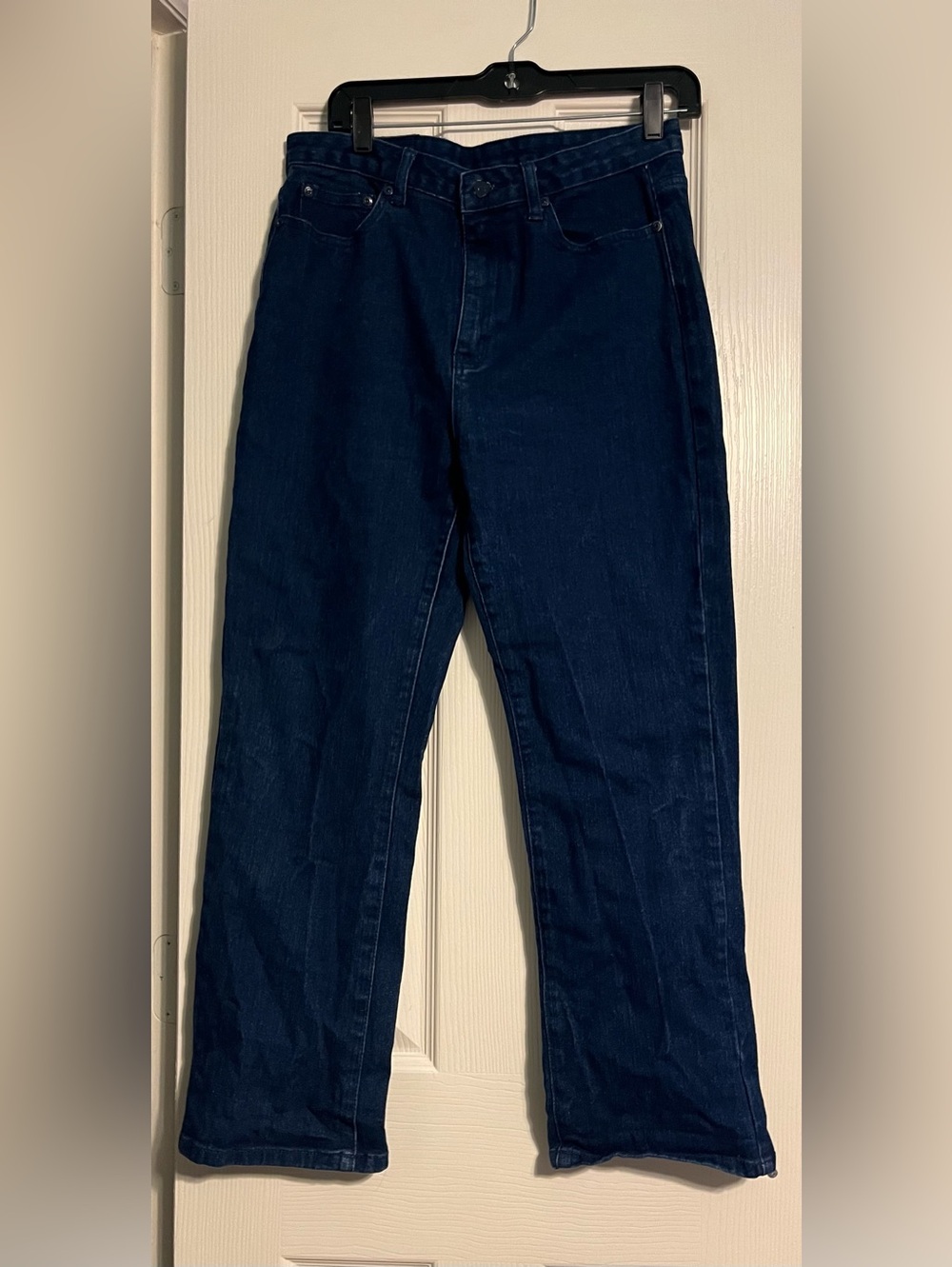 Lazy Oaf women Indigo Straight Jeans. Size 30